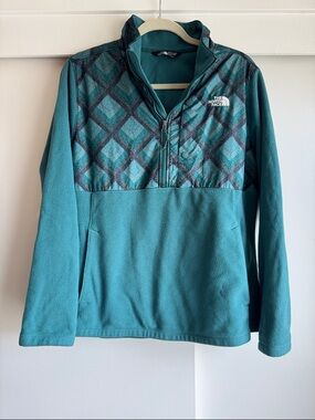 The North Face Teal Fleece Pullover with Plaid Yoke Women’s XL
